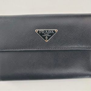 PRADA BLACK WALLET